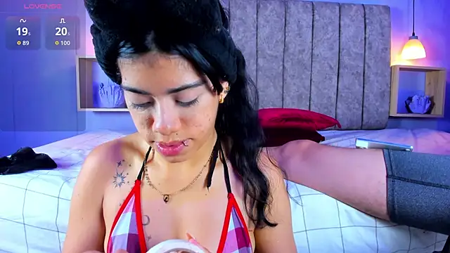 Zoe Axel1 online show from April 2026 08:06:02 PM