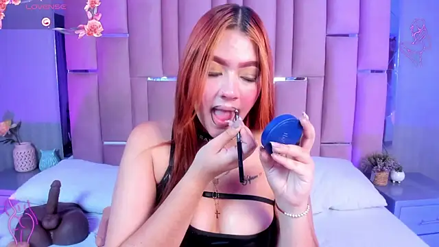 Saory     online show from April 2026 11:16:01 PM