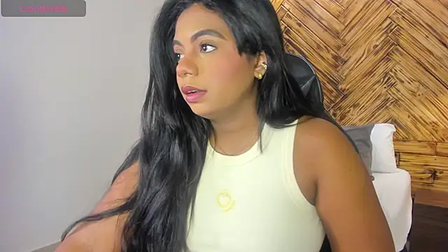 Snapshot of cata_rosse_ chatting on July 2026 02:13:02 AM cata rosse online show from July 2026 02:13:02 AM