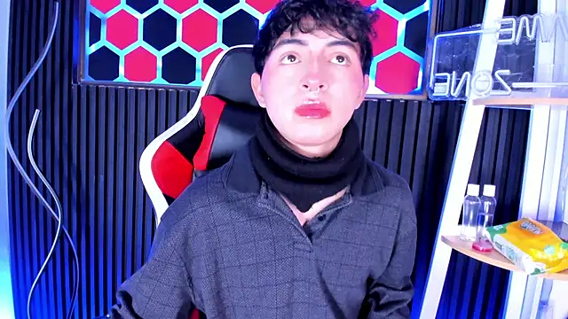 Cristopher Wild online show from April 2026 08:36:02 PM