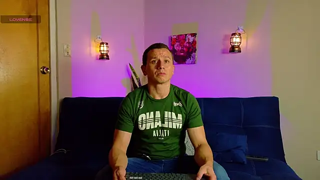 Andreew falcon online show from April 2026 08:09:02 PM