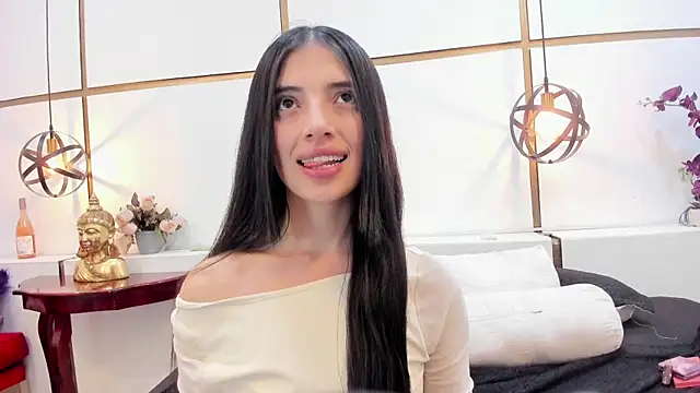 Snapshot of Cynthia1Fox chatting on May 2026 08:04:02 PM Cynthia1Fox online show from May 2026 08:04:02 PM