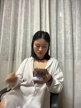 Yolanda9 online show from March 2026 01:38:02 PM