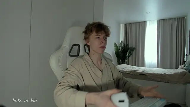 Wawesuc online show from March 2026 05:45:02 AM