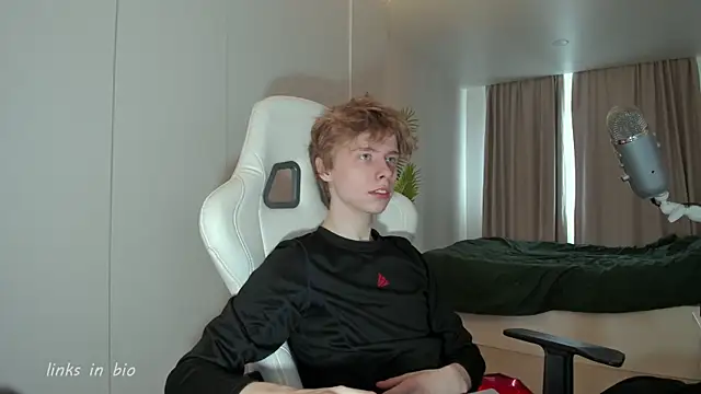 Wawesuc online show from April 2026 06:33:01 AM