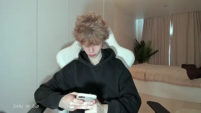 Wawesuc online show from April 2026 08:37:01 AM