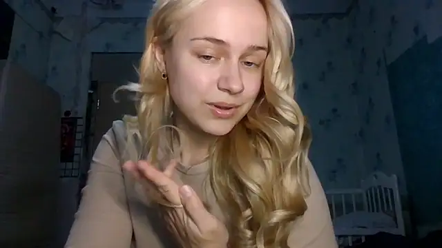 Barbie   girl online show from April 2026 04:01:01 PM