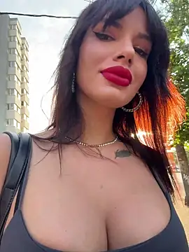Snapshot of RaniaSnow chatting on July 2026 03:56:02 AM RaniaSnow online show from July 2026 03:56:02 AM