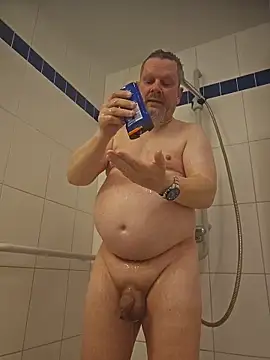 BigDaddyCooool online show from April 2026 09:19:01 PM