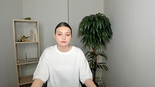 AdelaRowlins online show from March 2026 09:28:02 AM