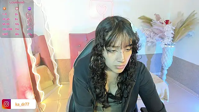 MILY TAY online show from April 2026 11:46:02 AM