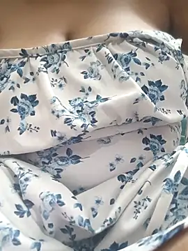 JoyaBaby online show from April 2026 08:00:02 PM