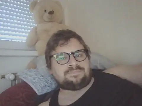 Rennato27 online show from April 2026 04:26:02 PM