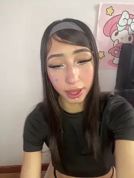 SweetBbyX online show from April 2026 06:02:01 PM