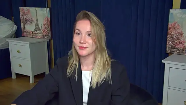 ElaraVoltage online show from March 2026 01:11:02 PM