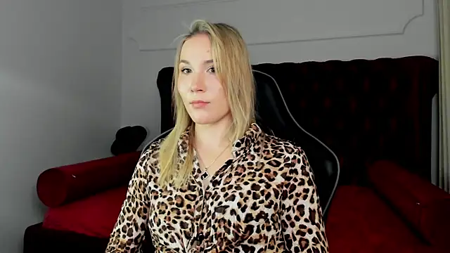 ElaraVoltage online show from April 2026 05:16:01 PM