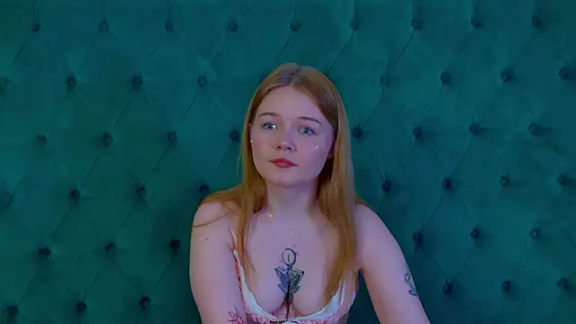 ElinaVale online show from April 2026 06:30:02 PM