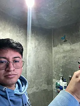 GoldenM95 online show from March 2026 08:01:01 PM