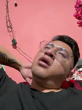 GoldenM95 online show from April 2026 08:46:01 AM