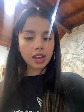 Tamara Ferrer online show from April 2026 11:04:02 AM