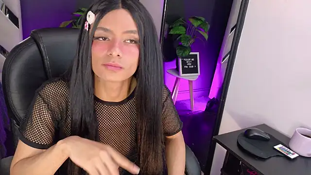 Danika Dahl online show from April 2026 05:19:01 AM