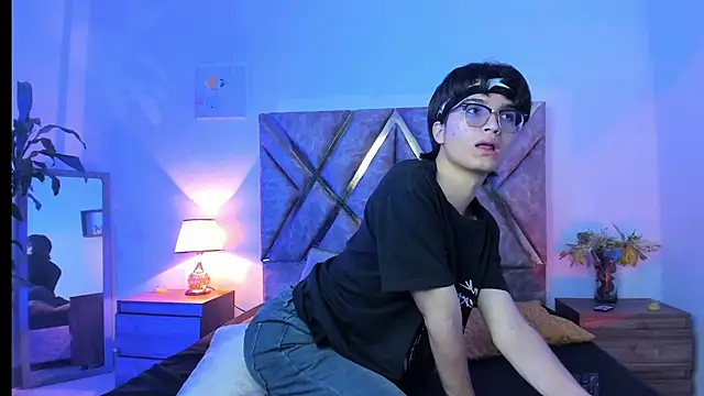 Kai blaz online show from March 2026 08:09:01 PM