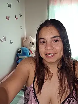 Snapshot of BettyBoo_w chatting on May 2026 12:57:01 PM BettyBoo w online show from May 2026 12:57:01 PM