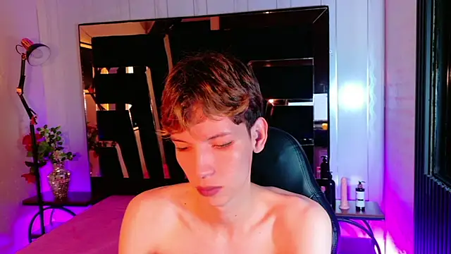 Stefany PiInk online show from April 2026 12:50:02 PM