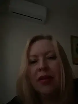 JanieLight53 online show from May 2026 11:56:01 PM
