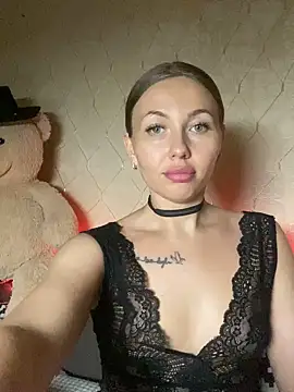 AngelEnigma online show from April 2026 10:21:02 PM