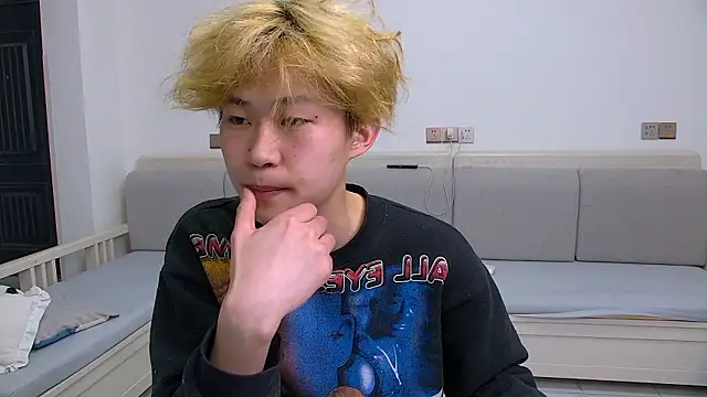 Chili-001 online show from March 2026 10:21:01 AM