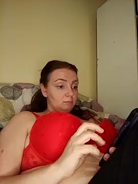 Bella-Monroe online show from April 2026 05:13:02 PM