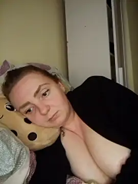 Bella-Monroe online show from April 2026 06:10:01 PM