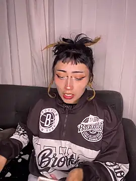 baby akuma online show from March 2026 03:43:01 AM