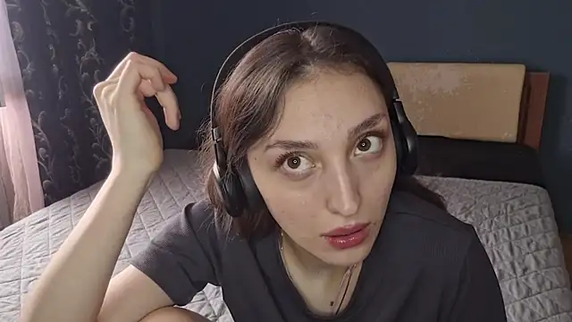 CindyLight online show from May 2026 02:13:02 PM