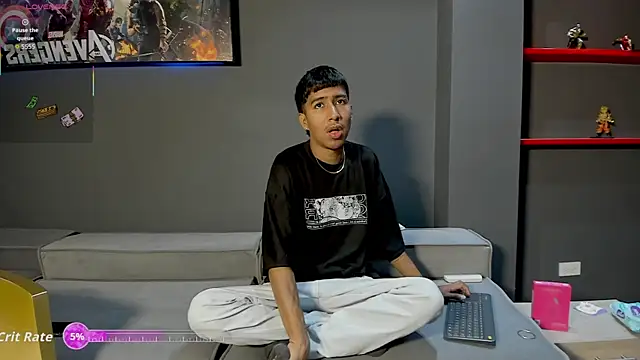 Ender h0tt online show from March 2026 01:37:01 PM