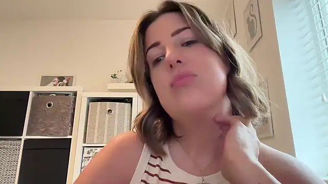 annabellewarick online show from March 2026 01:16:02 PM