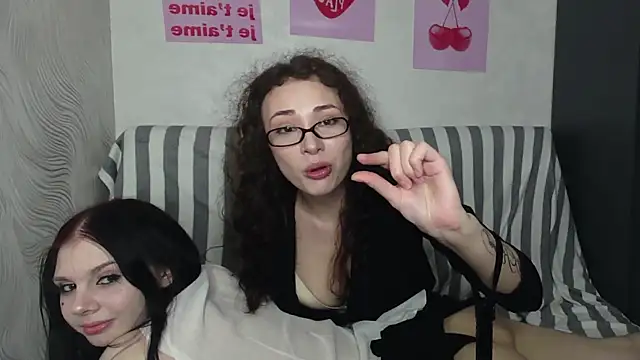 pixyecstas online show from April 2026 05:03:01 PM