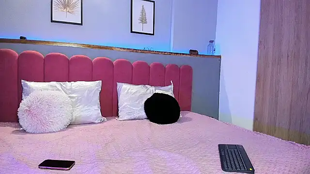 MidnightSinners online show from April 2026 06:52:01 PM