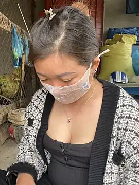 Bling-pusy online show from March 2026 04:40:02 AM