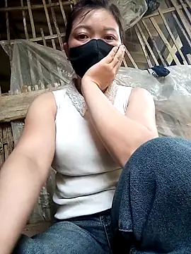 Bling-pusy online show from April 2026 06:38:01 AM