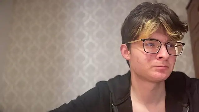 niksikor online show from April 2026 12:50:01 PM