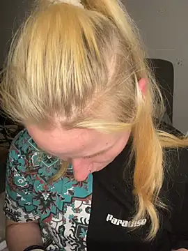 HotPurpleHaze online show from March 2026 10:48:01 PM