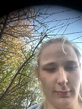 HotPurpleHaze online show from April 2026 05:21:02 PM