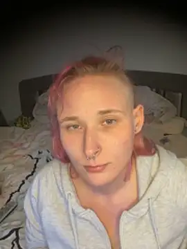 HotPurpleHaze online show from April 2026 01:19:01 PM