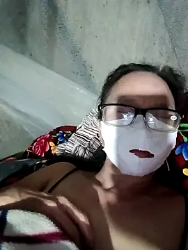 Tina6886 online show from April 2026 07:15:01 PM