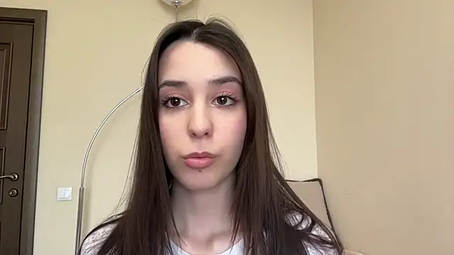 AdeleVelvet online show from April 2026 11:31:01 AM