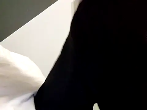 thatcutesubgirlwlw online show from March 2026 09:25:01 PM