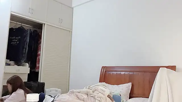 D-Dandan online show from April 2026 05:35:02 PM