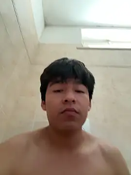 uunico22anni online show from April 2026 07:17:02 AM